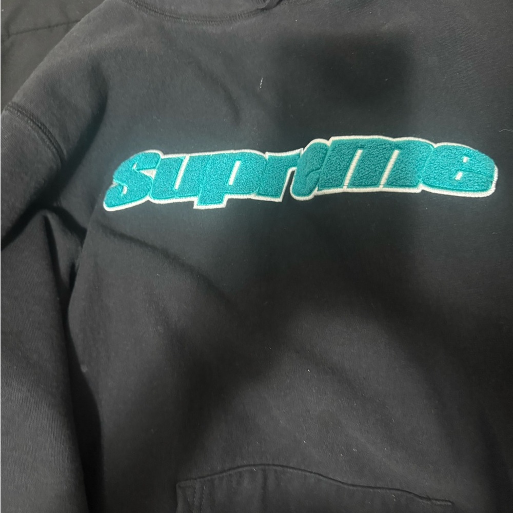 Supreme Black and Green Sweater Modern Design